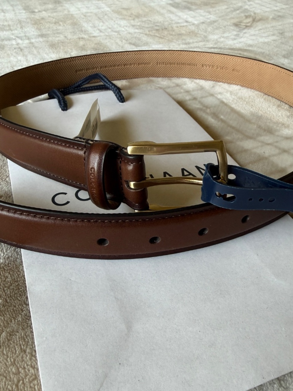 Cole Haan Burnished Edge Leather Belt in Chocolate Brown Size 32